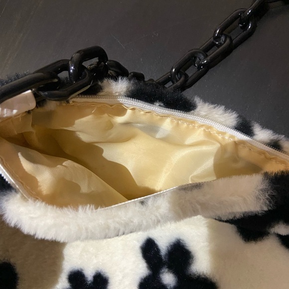 COPY - Fluffy tote bag - Picture 4 of 5